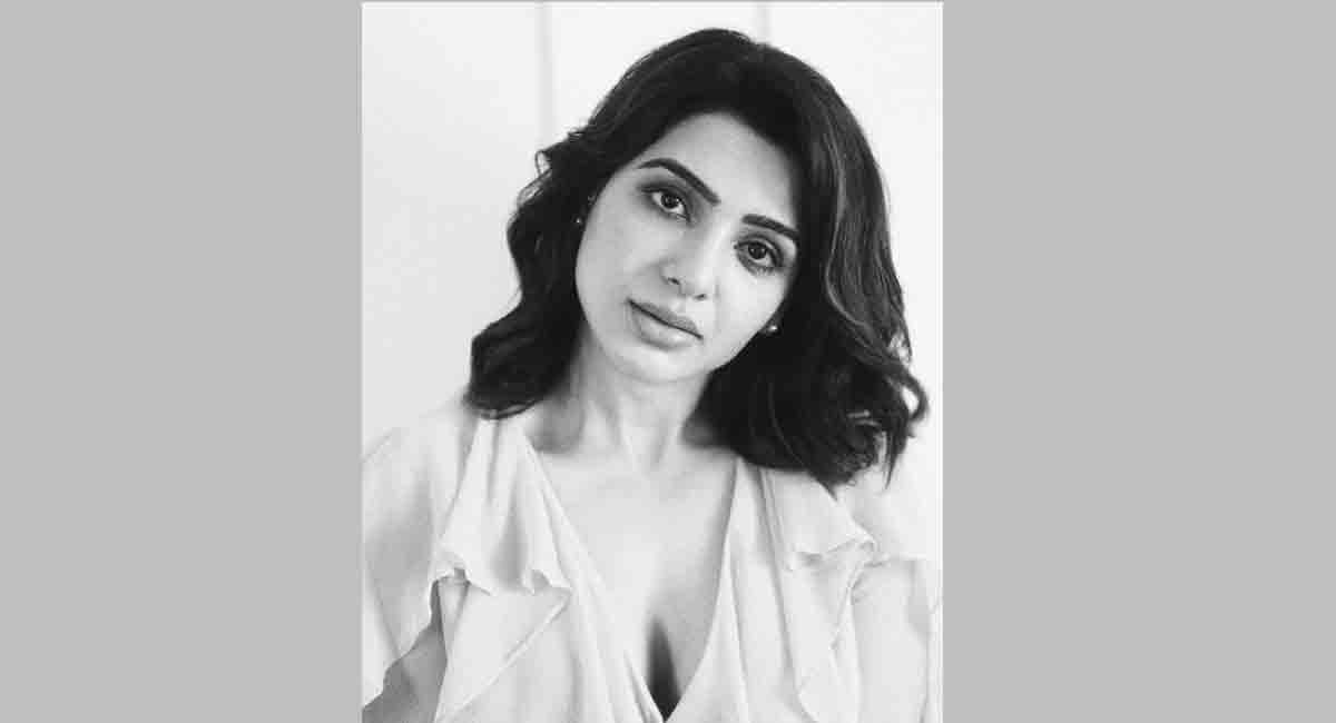 Samantha Ruth Prabhu celebrates one year of ‘Saaki’ with some cake