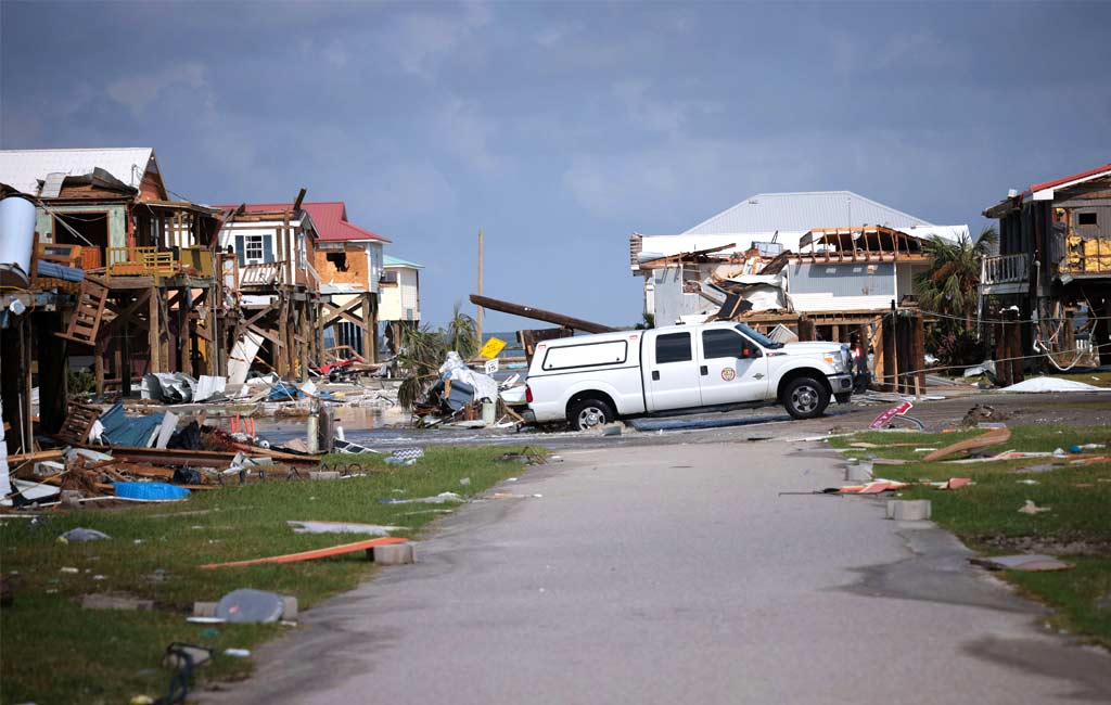 Storm-triggered rain, floods kill over 40 people in US