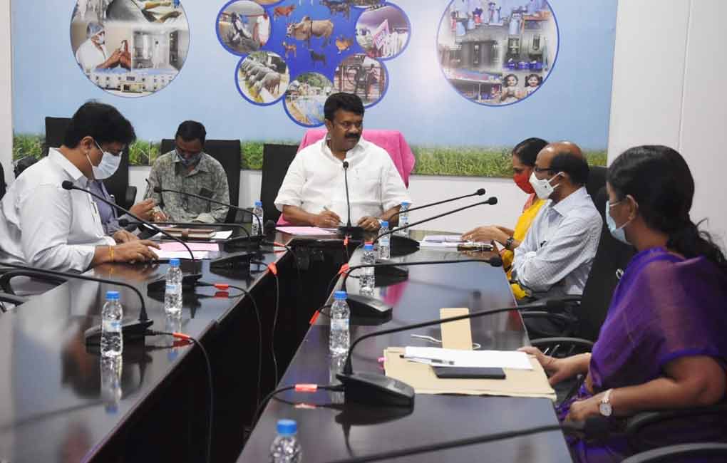 Over 93 crore fishlings to be released across Telangana