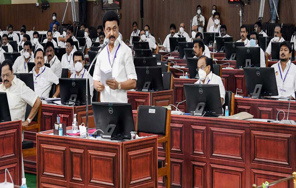 Tamil Nadu: Workers welcome, traders oppose Bill on ‘right to sit’