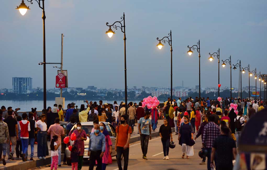Hyderabad: Arts and crafts to add magic to Sundays on Tank Bund