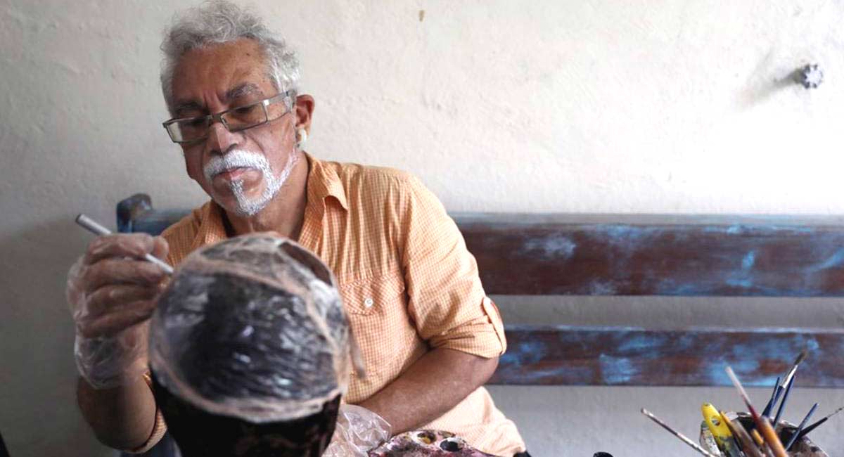 These face masks will no longer hide your identity, know how