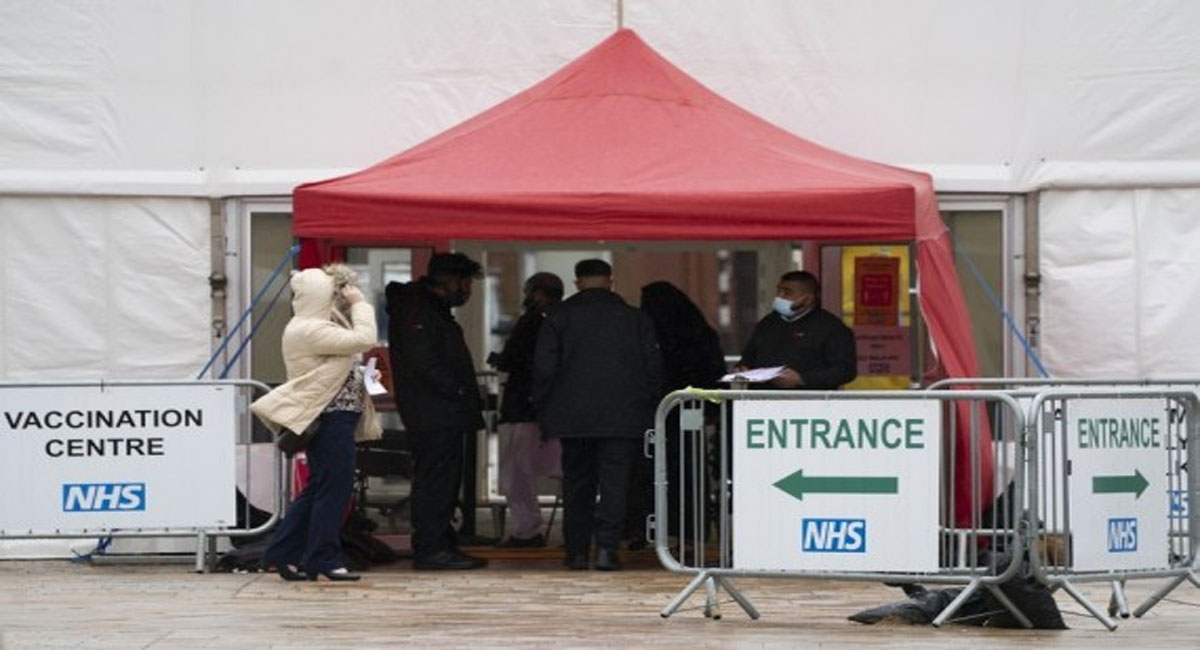 UK begins trial of multi-variant Covid booster vax