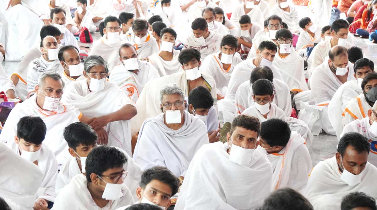 Jain community in twin cities experiences monkhood for a day