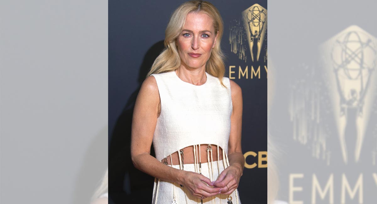 ‘We’ll be seeing you for S4’, says Gillian Anderson for ‘Sex Education’