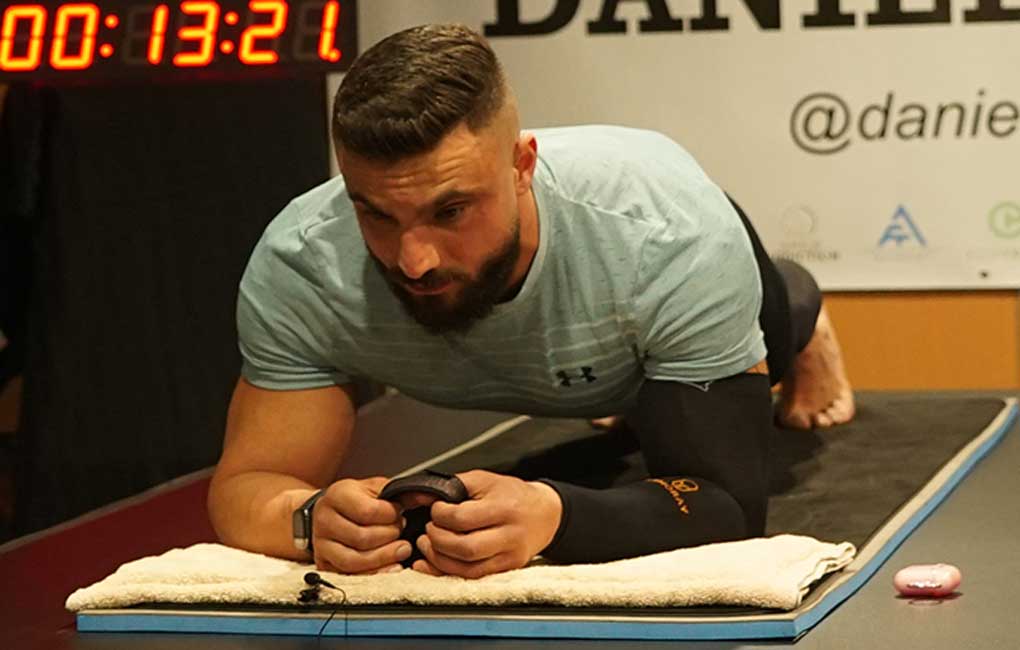 Australian man breaks records doing abdominal plank for over 9 hours