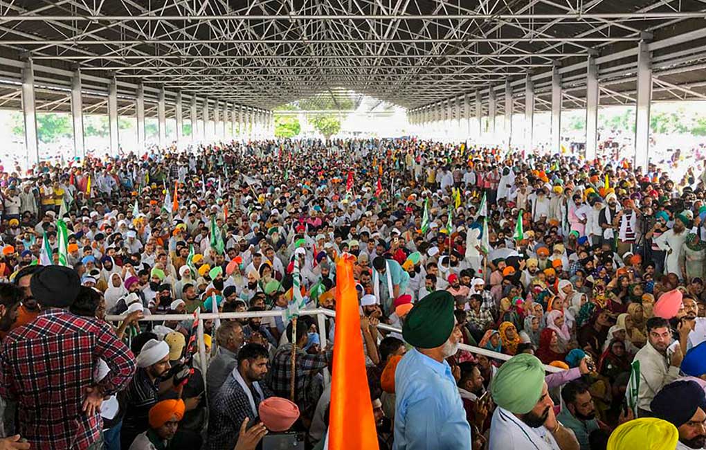 Karnal Mahapanchayat: Thousands of farmers march as talks fail in Haryana