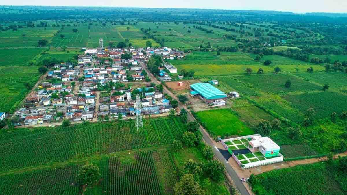 Mukhra (K) of Adilabad grabs CM KCR’s attention