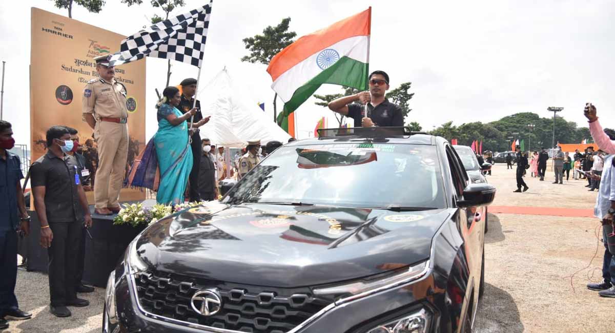 All India Car Rally of National Security Guard reaches Hyderabad