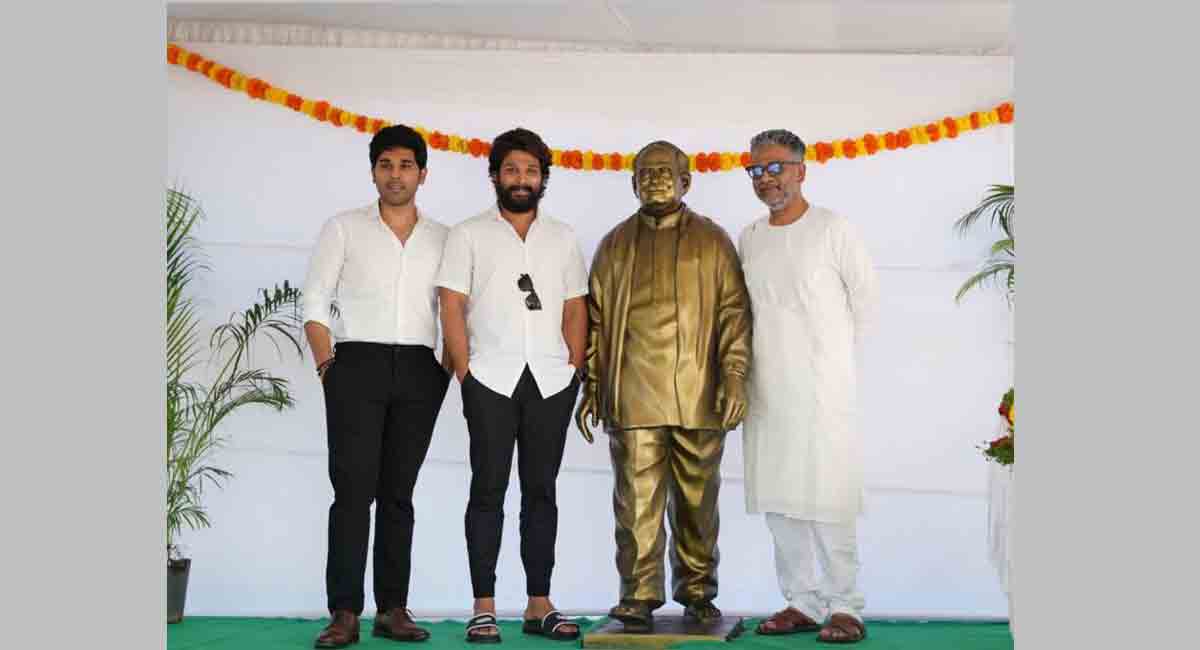 Allu brothers remember late grandfather, unveil statue of Allu Ramalingaiah