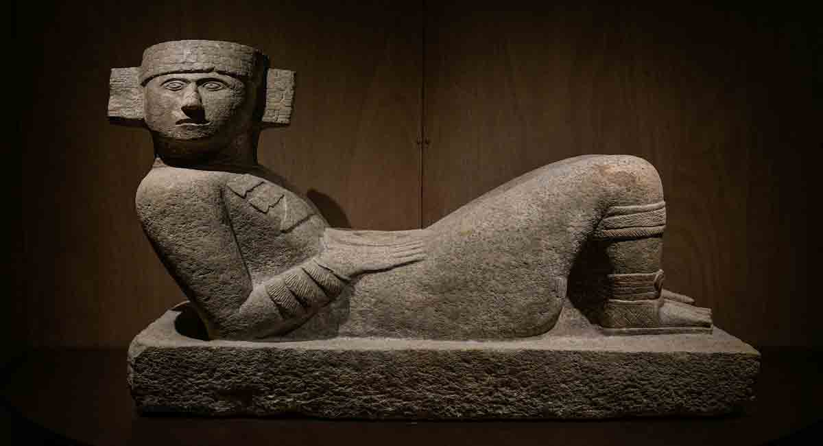 Stolen historical artifacts on display