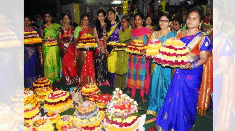 Saddula Bathukamma on October 13, Vidwat Sabha decides