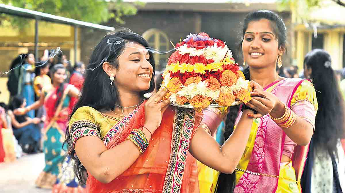 Bathukamma song reflects Telangana culture: Director Gautham Menon