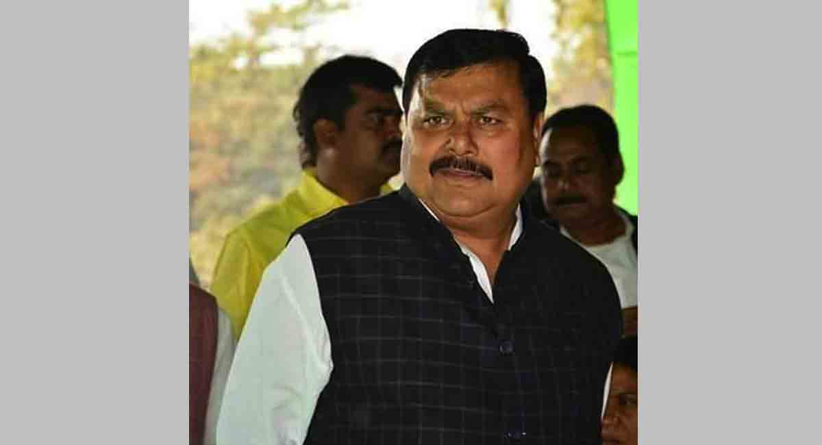 Bihar MLA Surendra Prasad Yadav has Twiterrati in splits