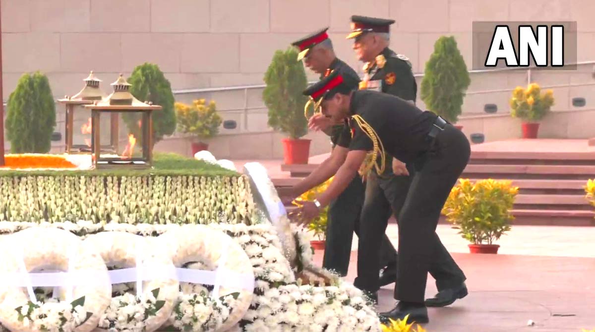 CDS, Army Chief lay wreath at National War Memorial on 75th Infantry Day