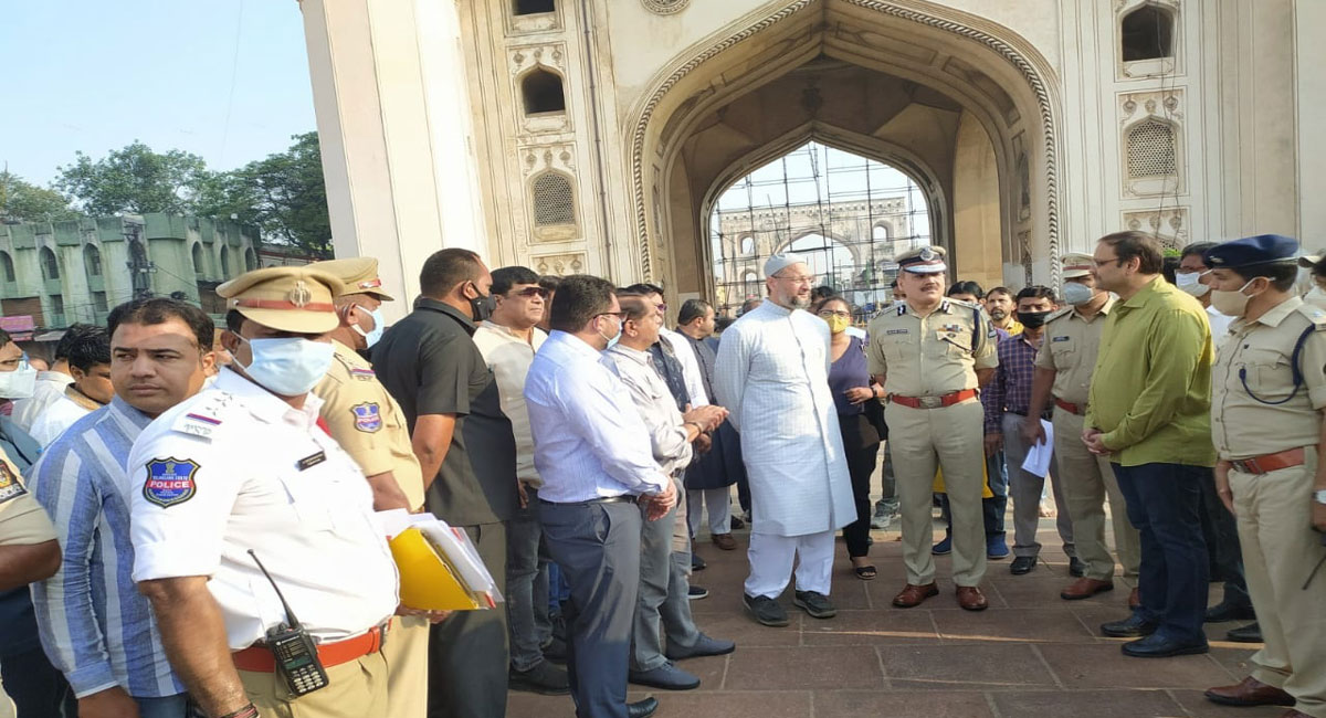 Sunday Funday at Charminar: Officials inspect monument premises