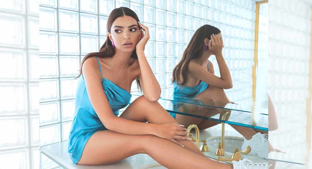 Emily Ratajkowski claims she was touched inappropriately by Robin Thicke