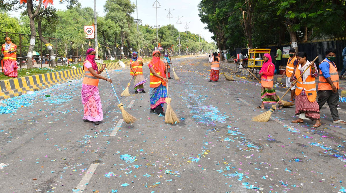 GHMC sanitation staff discharge duties non-stop