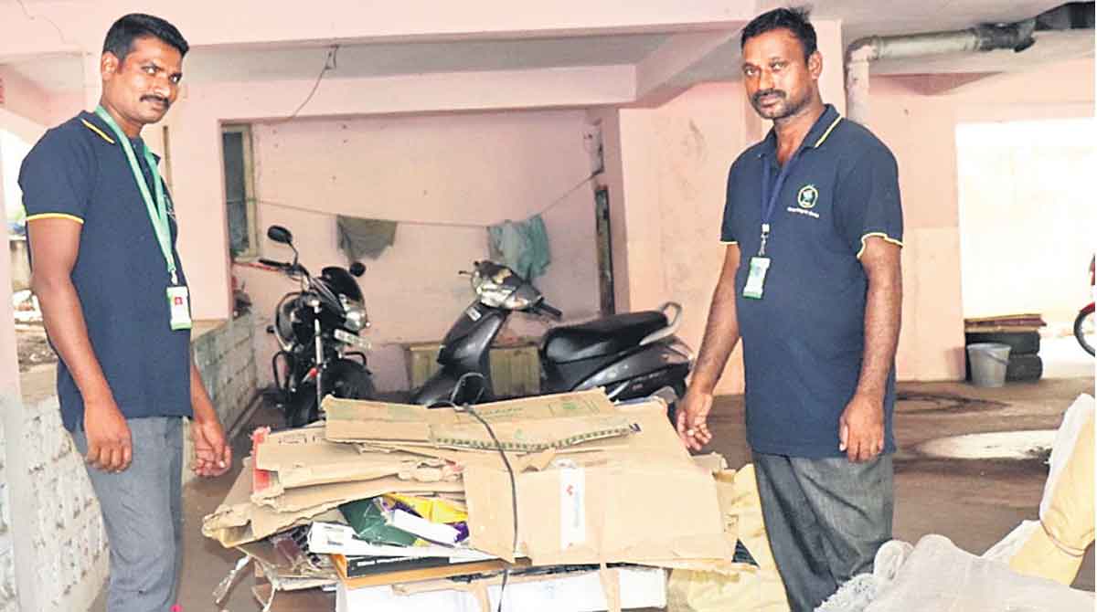 Time to ‘Gift Your Scrap’ for a cause