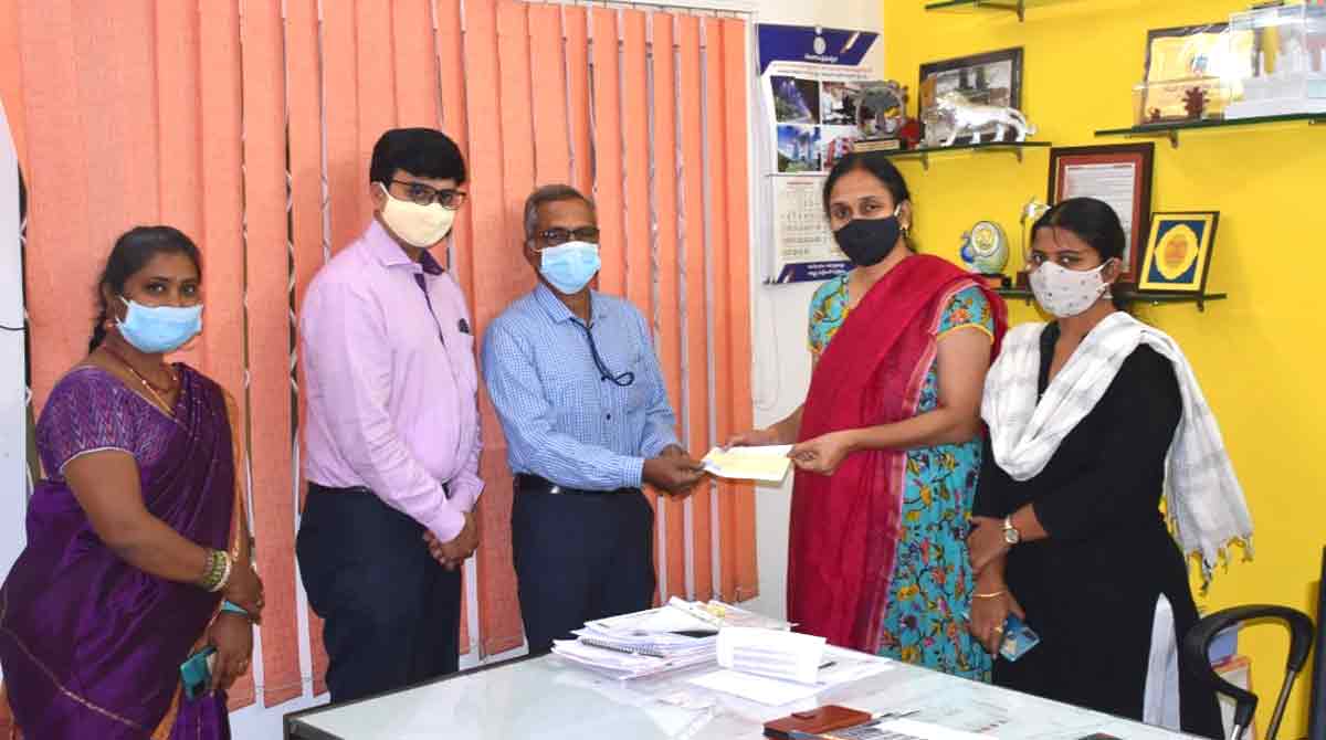 Gland Pharma donates Rs 20 lakh for Kangaroo Enclosure at Zoo