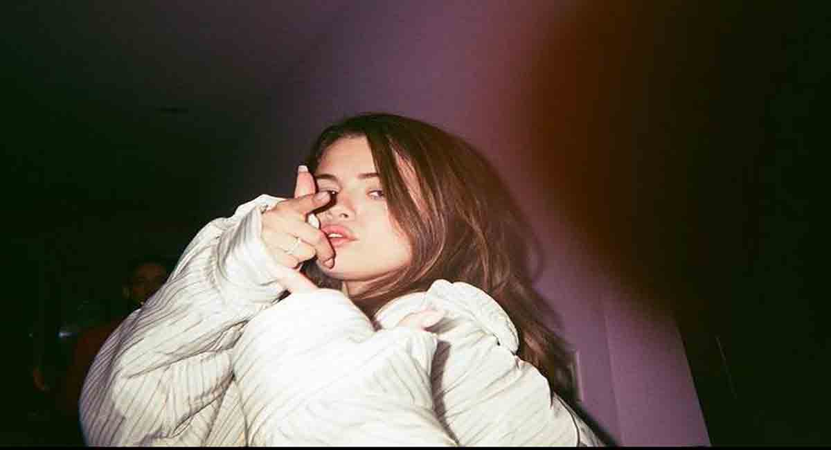 Selena teases Coldplay collaboration ‘Let Somebody Go’