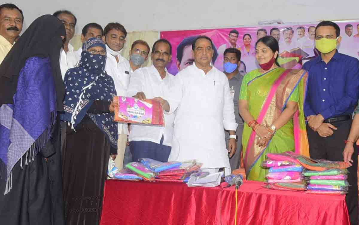 Previous govt ignored festivals of Telangana: Indrakaran Reddy