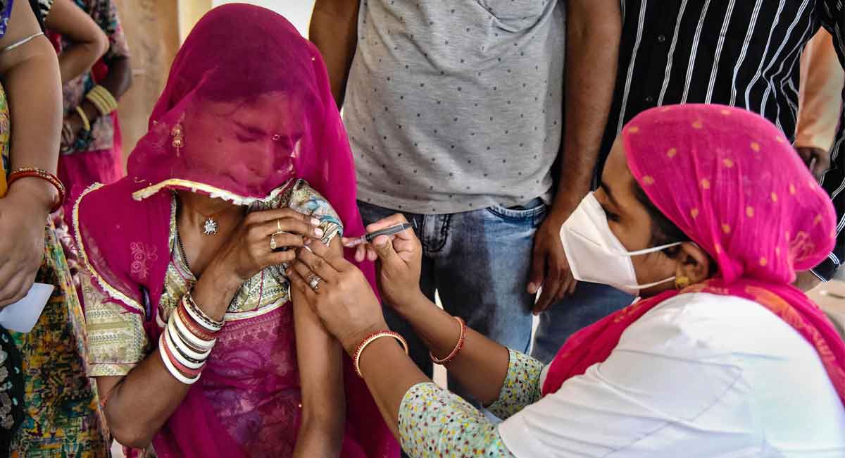 India logs 24,354 new COVID-19 cases, 234 fresh fatalities