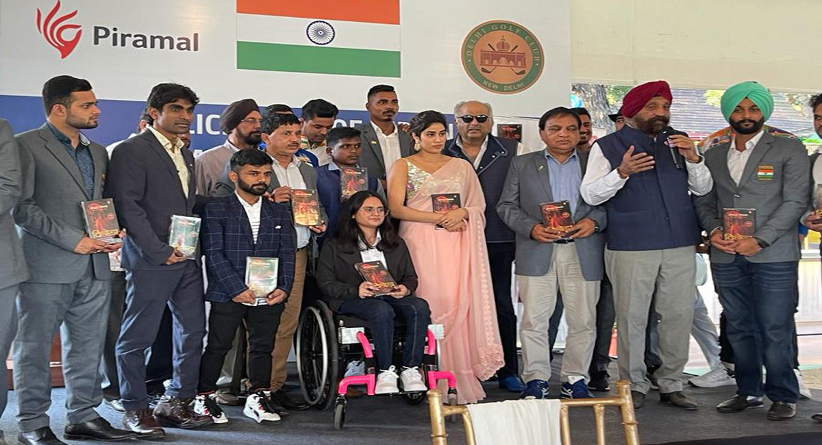 Janhvi Kapoor meets Paralympians in Delhi