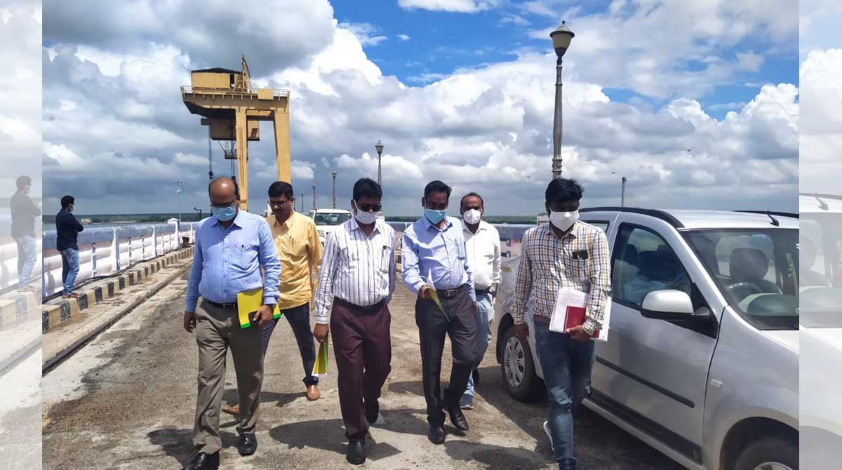 KRMB, GRMB officials visit NSP, Peddavaggu
