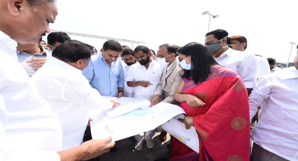 KTR inspects arrangements at Hitex for plenary