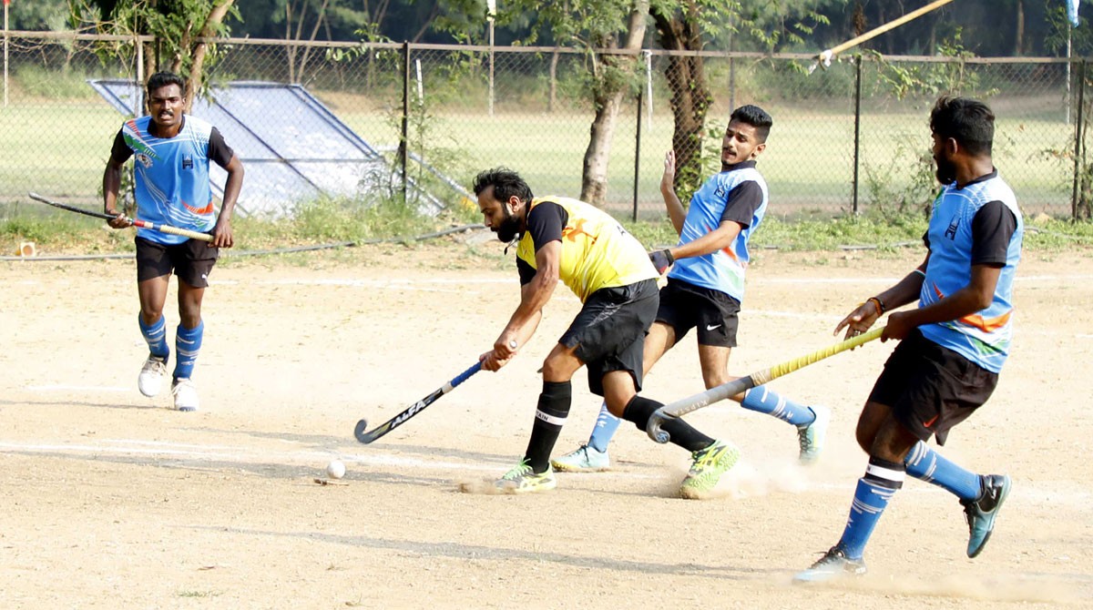 Mukesh XI defeat Md Shahid XI in Legends Hockey Premier League