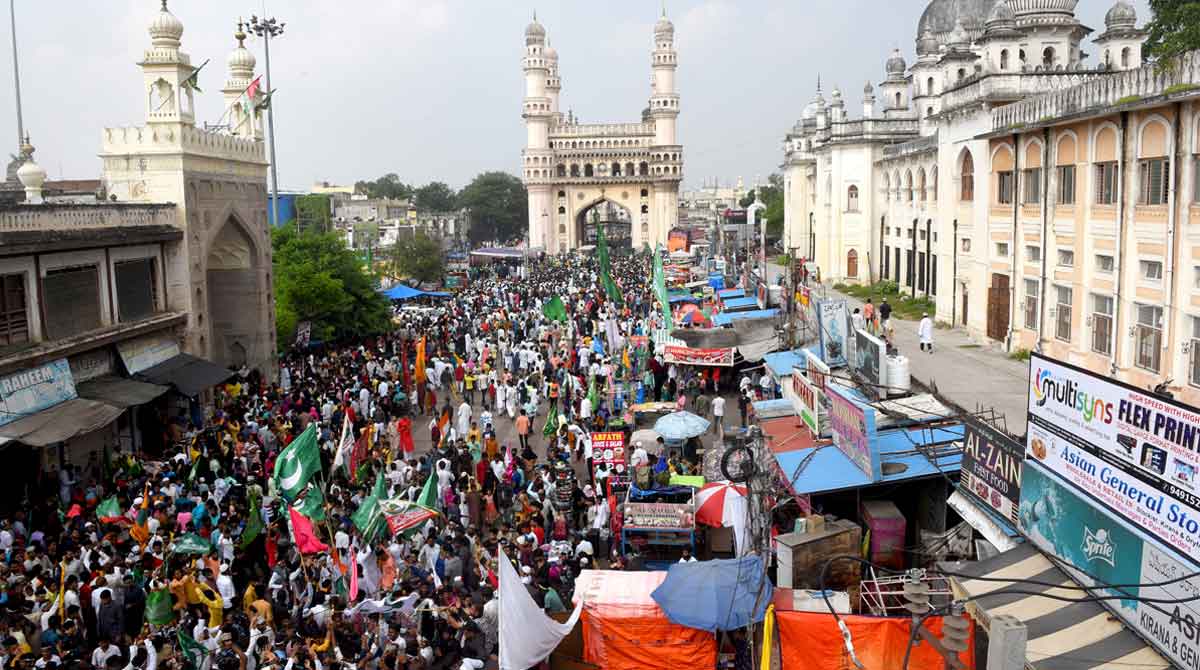 Hyderabad soaks in Milad-un-Nabi fervour