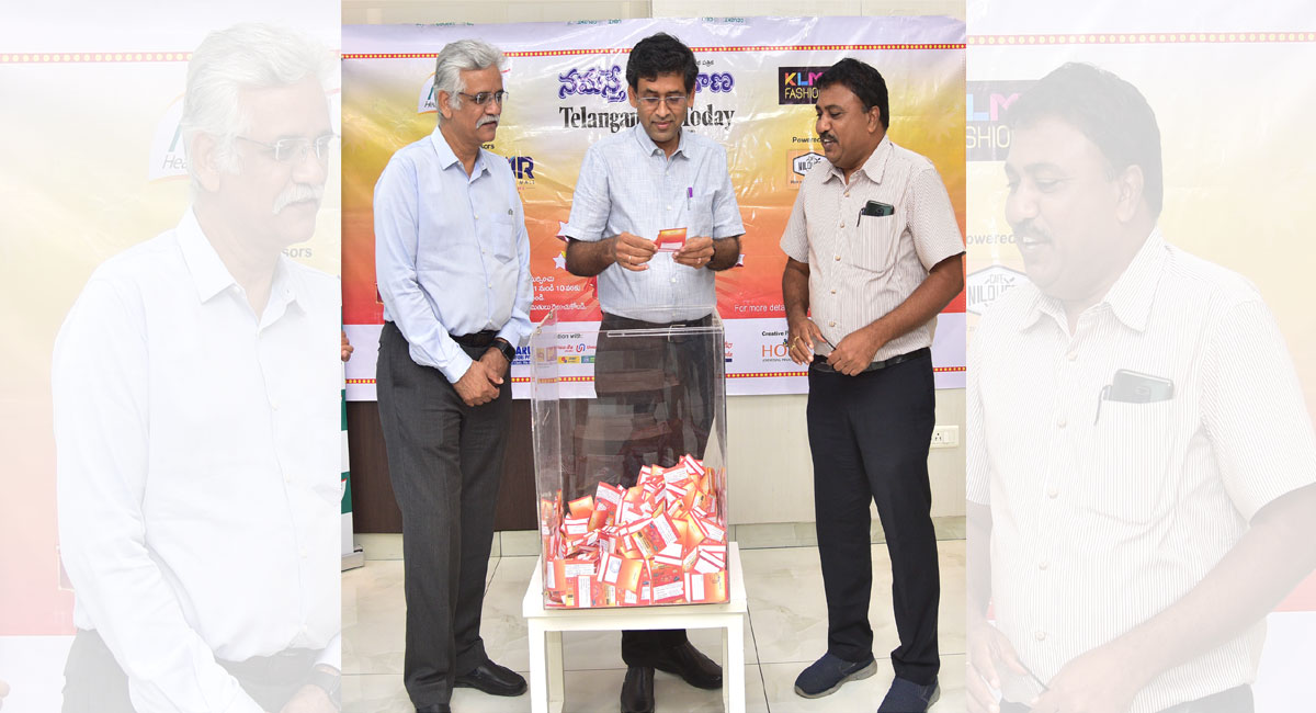 Dasara Shopping Bonanza: Daughters bring ‘happiness to home’