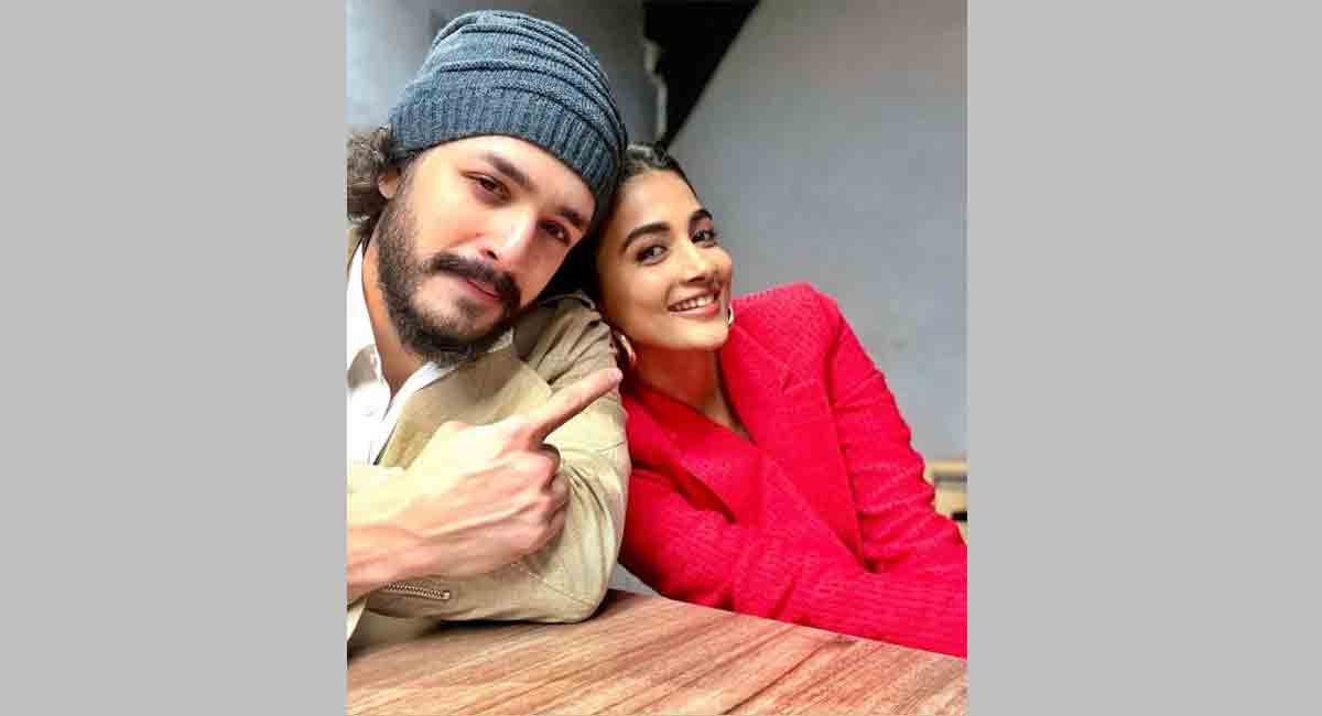Pooja Hegde turns 31, Akhil Akkineni and Prabhas extend wishes