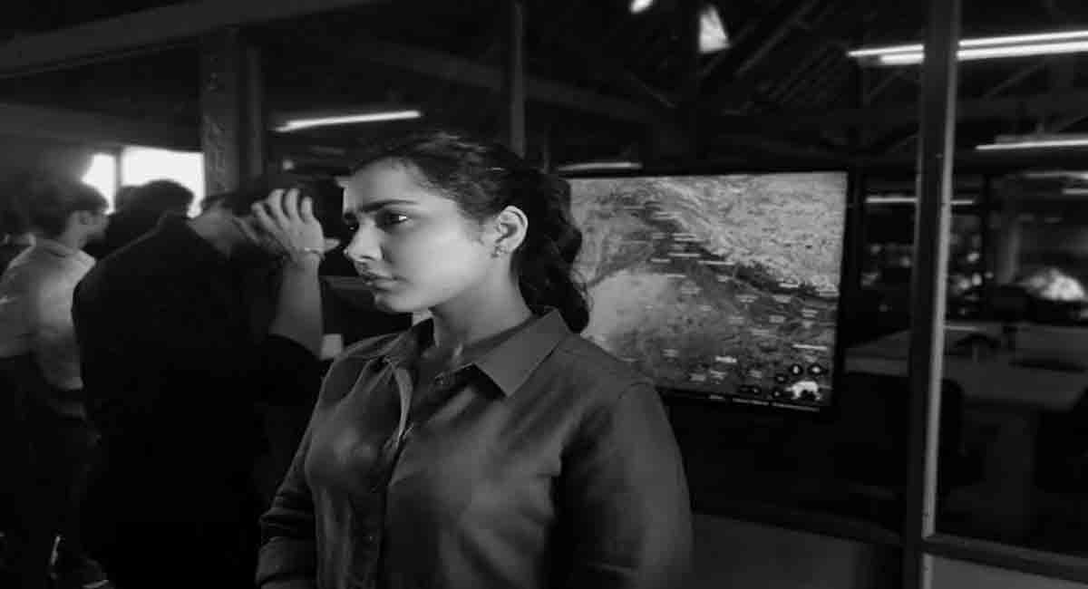 Raashii Khanna takes a dig at co-star Shahid Kapoor