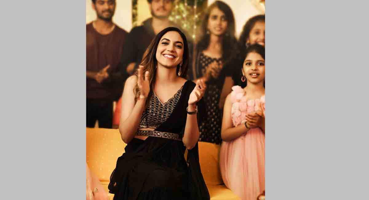 Makers of ‘Varudu Kavalenu’ release a new peppy number