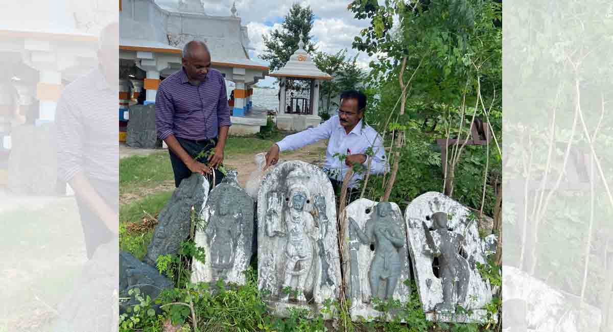 Treasure of sculptures found in Nagarkurnool village