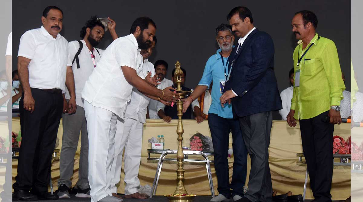 Srinivas Goud inaugurates National Sub-junior Handball tournament