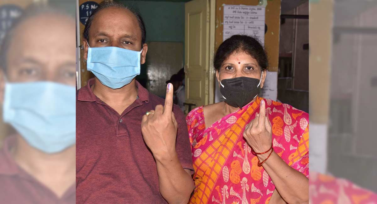 Telangana bypoll: 76.26 pc voter turnout till 5:00 pm in Huzurabad