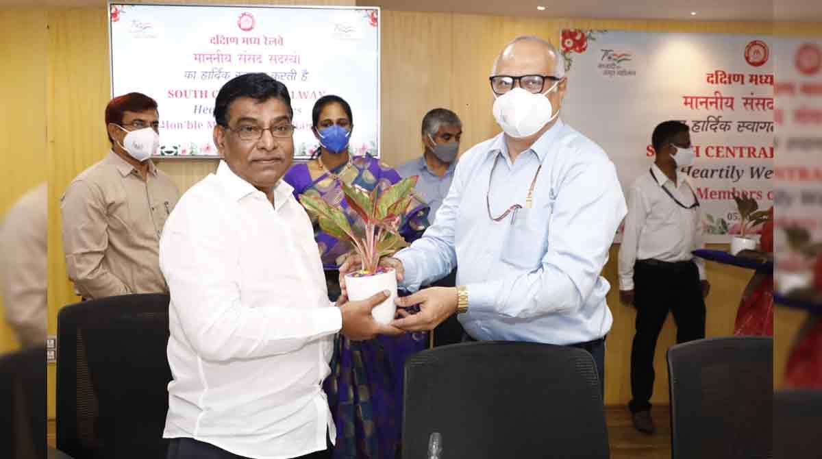 Complete pending projects in Telangana, SCR authorities urged