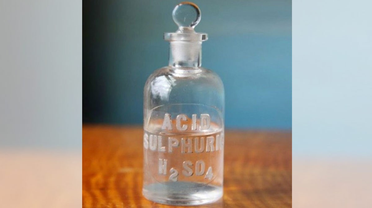 Uttar Pradesh: Boy drinks acid after father refuses to buy bike