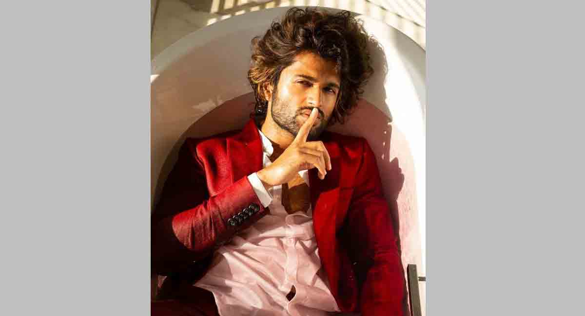 Watch: Vijay Deverakonda transforms into Venom