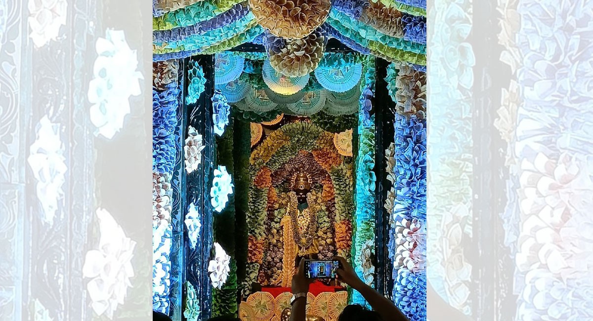 Andhra temple decorated with Rs 5 crore currency notes