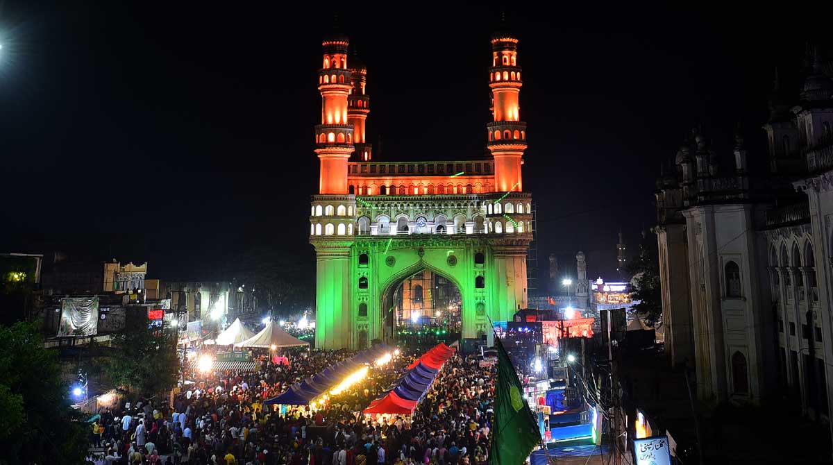 ‘Ek Shaam Charminar Ke Naam’ in Hyderabad casts a spell