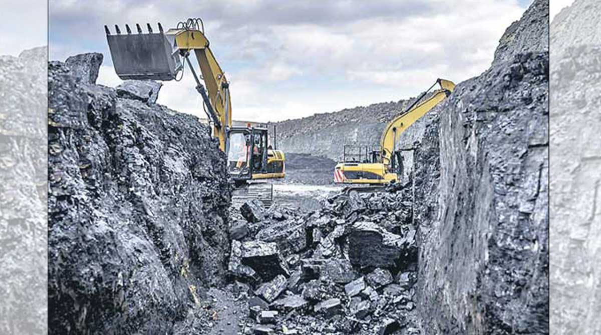 Centre reviews coal stocks in States