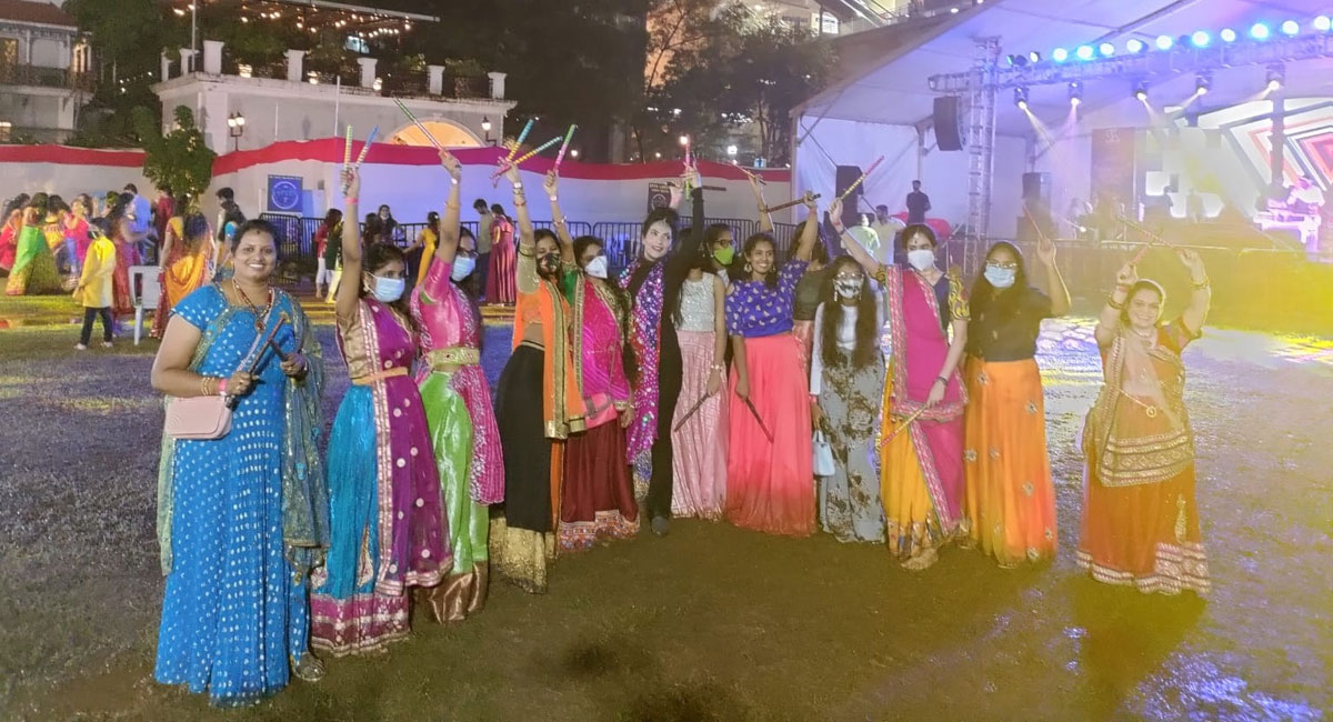Hyderabadis high on Dandiya celebrations again!