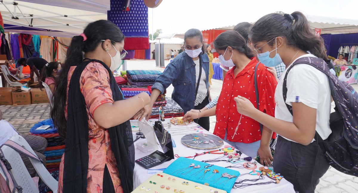 Hyderabad hosts FAFF exhibition to showcase handmade products