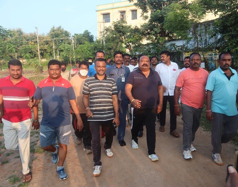 Eatala Rajender neglected Huzurabad: Kamalakar