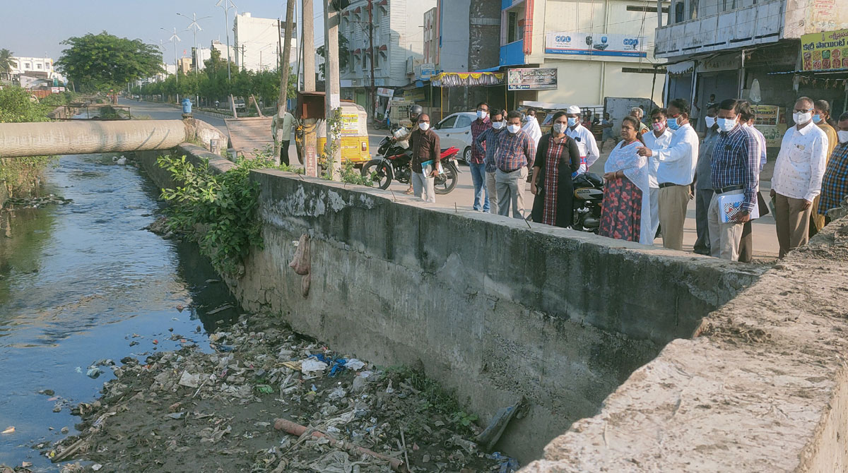 Prepare proposals for expansion of stormwater drain: Warangal Mayor