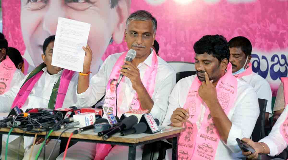 Harish hits back at Eatala, says people behind TRS